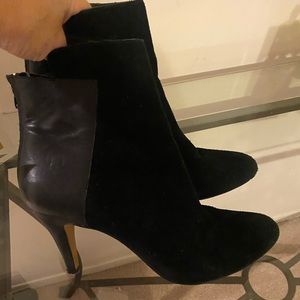 Black leather /suede heeled boots